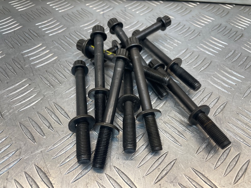 Болт головки блока цилиндров, 100 рублей, Красноярск