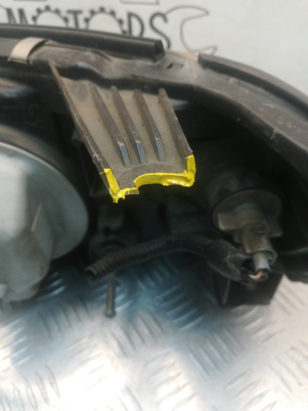 Фара галогеновая, 2000 рублей, Красноярск