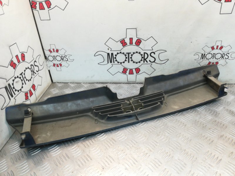 Решетка радиатора, 1000 рублей, Красноярск