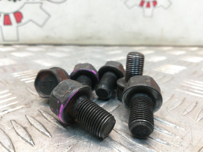 Болт маховика, 200 рублей, Красноярск