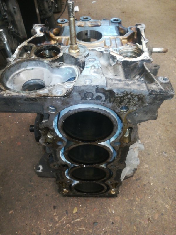 Блок цилиндров, 3000 рублей, Красноярск