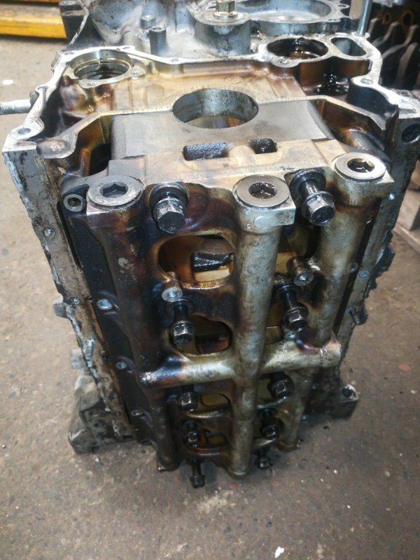 Блок цилиндров, 3000 рублей, Красноярск