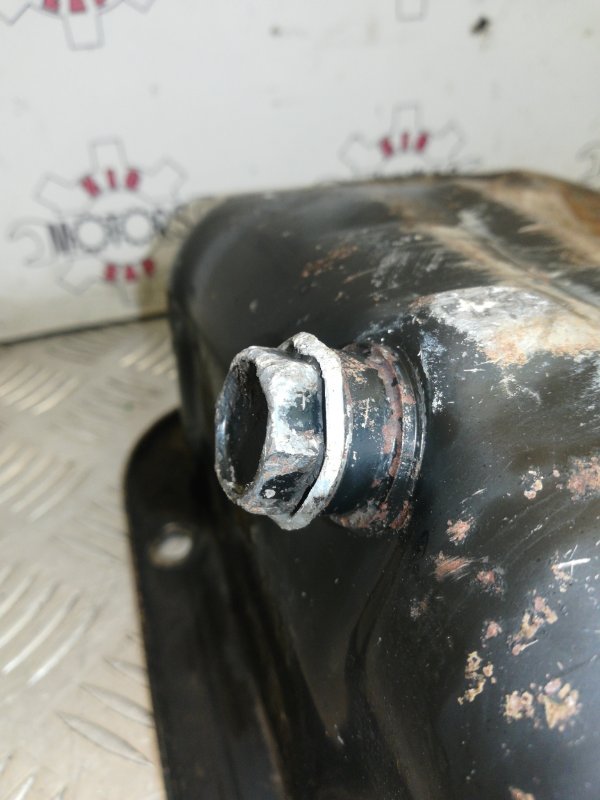 поддон, 300 рублей, Красноярск