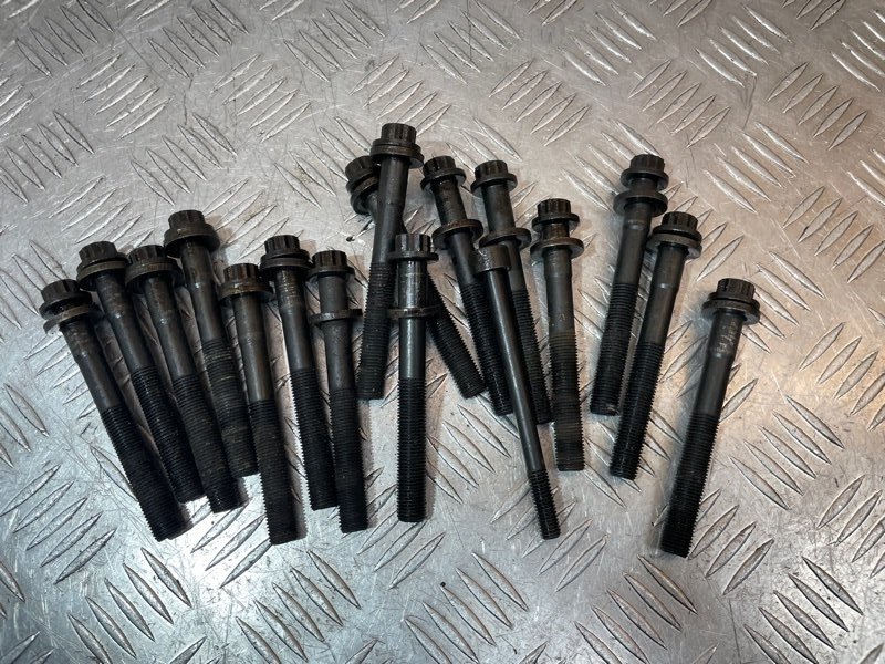 Болт головки блока цилиндров, 100 рублей, Красноярск