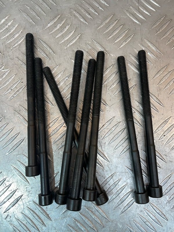 Болт головки блока цилиндров, 100 рублей, Красноярск