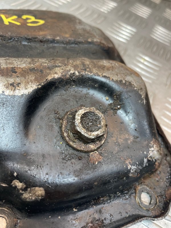 поддон, 2000 рублей, Красноярск