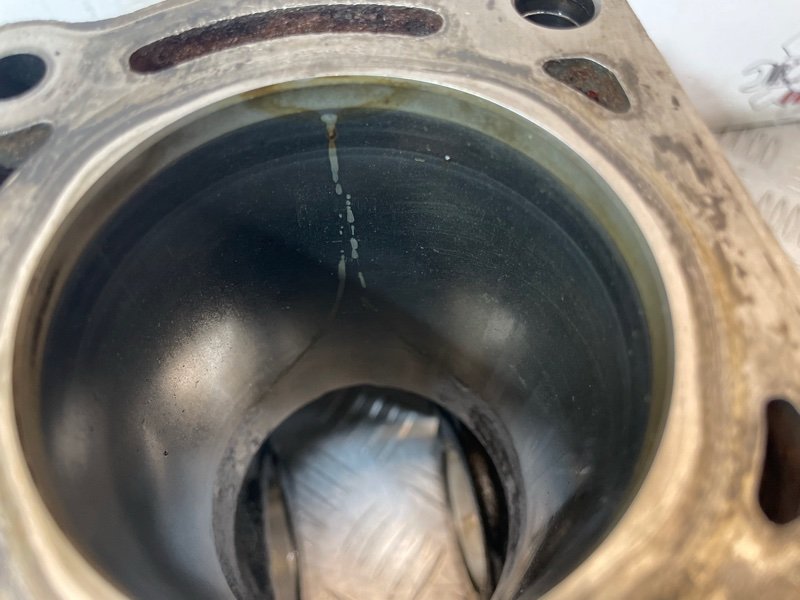 Блок цилиндров, 10000 рублей, Красноярск