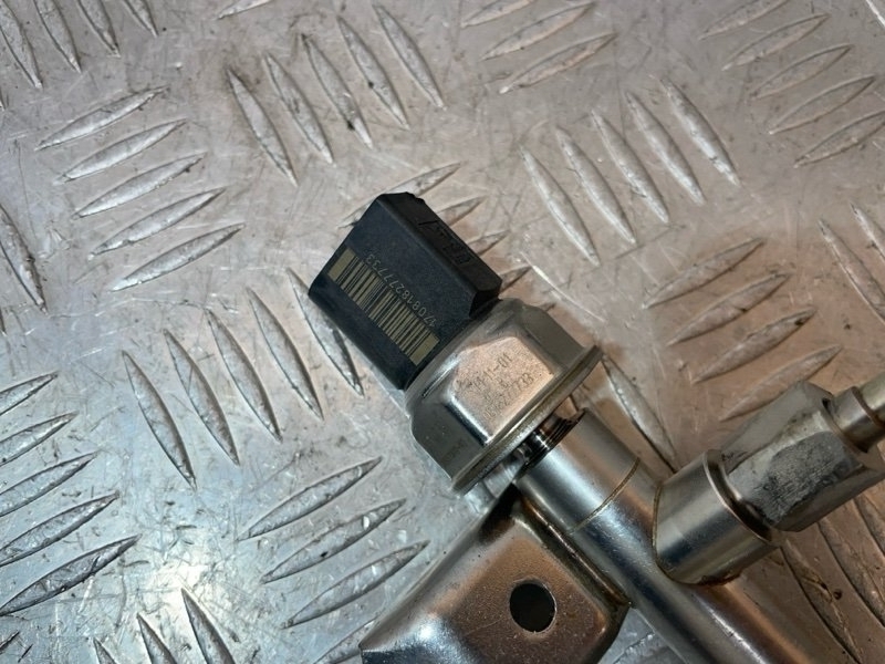 Топливная рейка, 2000 рублей, Красноярск