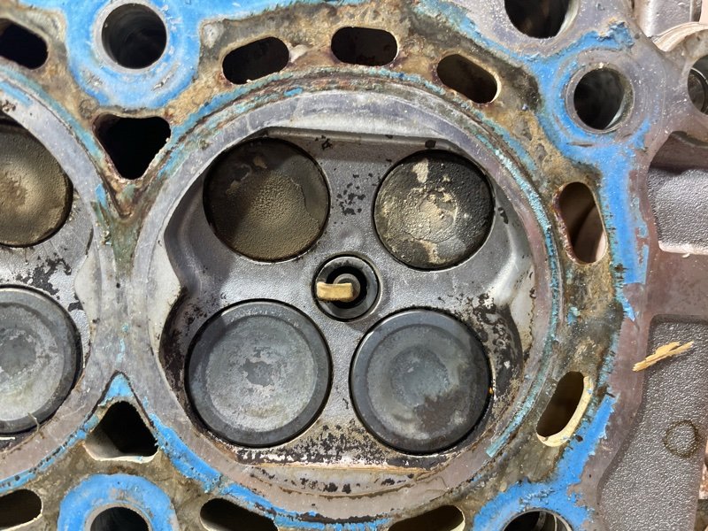 Головка блока цилиндров, 2000 рублей, Красноярск