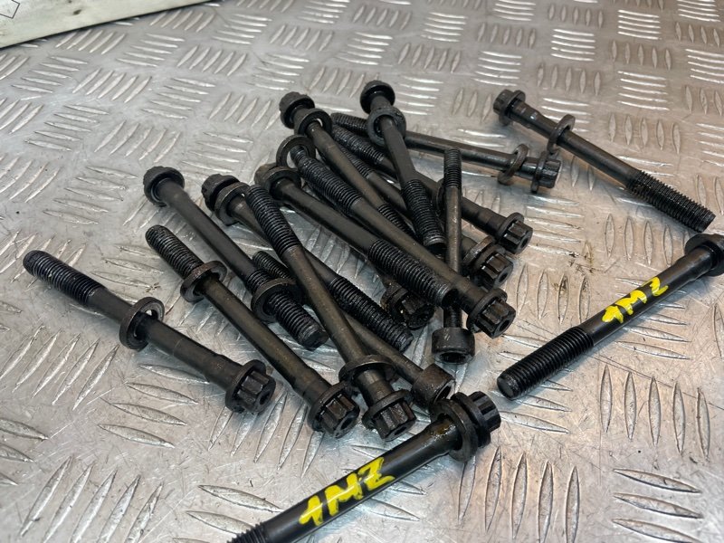 Болт головки блока цилиндров, 100 рублей, Красноярск