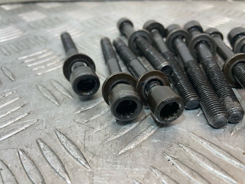 Болт головки блока цилиндров, 50 рублей, Красноярск