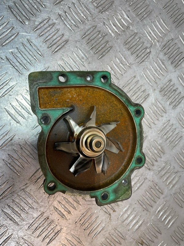 Помпа, 700 рублей, Красноярск