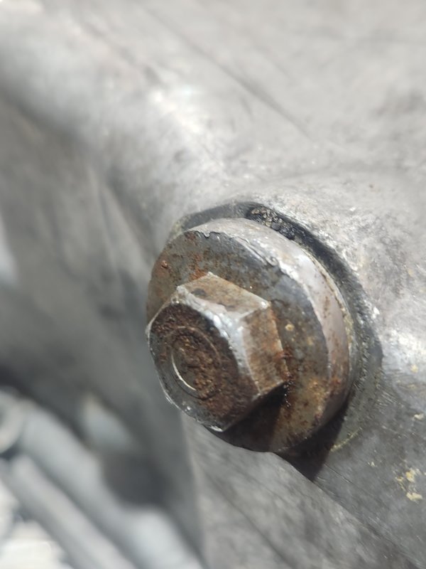 поддон, 2000 рублей, Красноярск