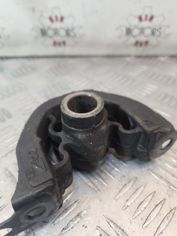 Подушка двигателя, 800 рублей, Красноярск