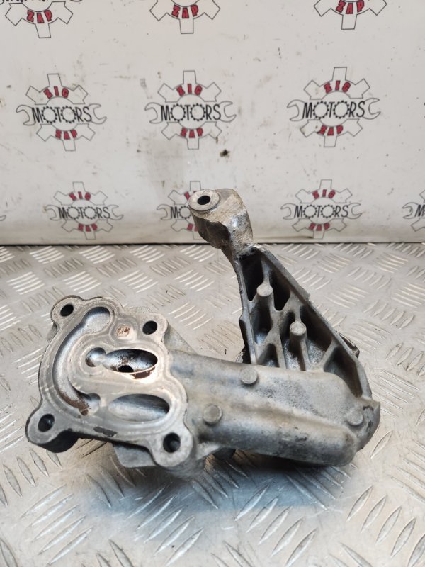 Кронштейн масляного фильтра, 2000 рублей, Красноярск