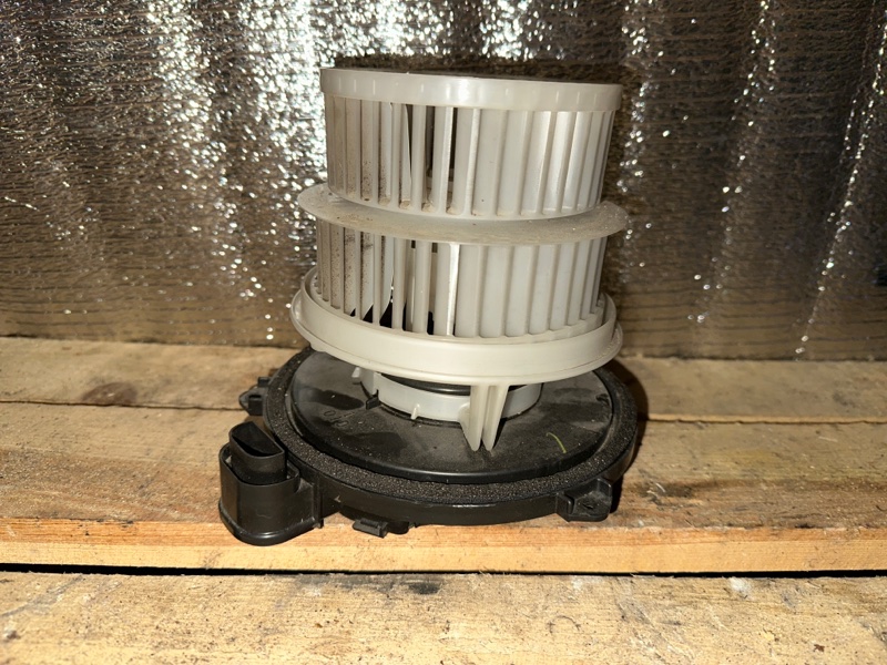 Моторчик печки, 15000 рублей, Москва