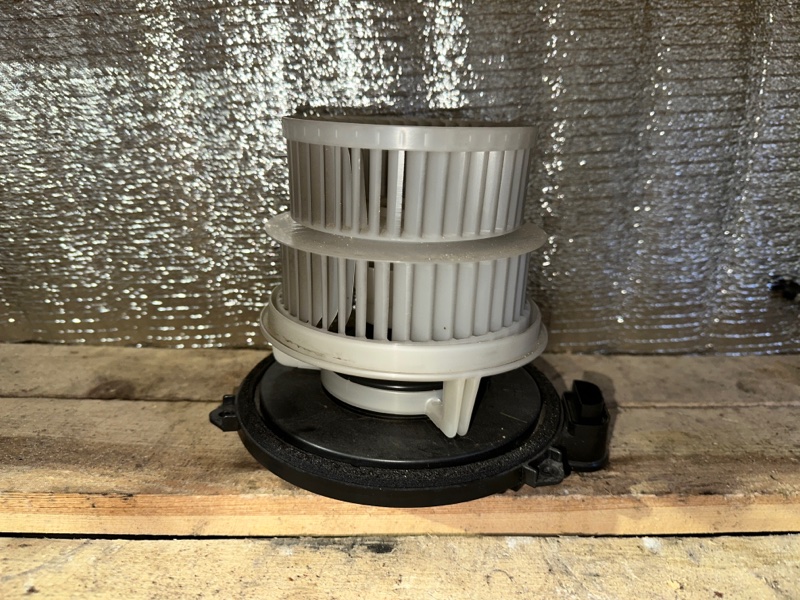 Моторчик печки, 15000 рублей, Москва