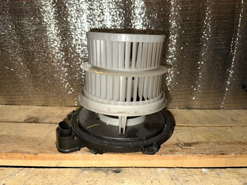 Моторчик печки, 15000 рублей, Москва