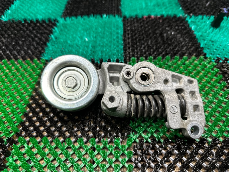 Натяжитель ремня кондиционера, 3000 рублей, Москва