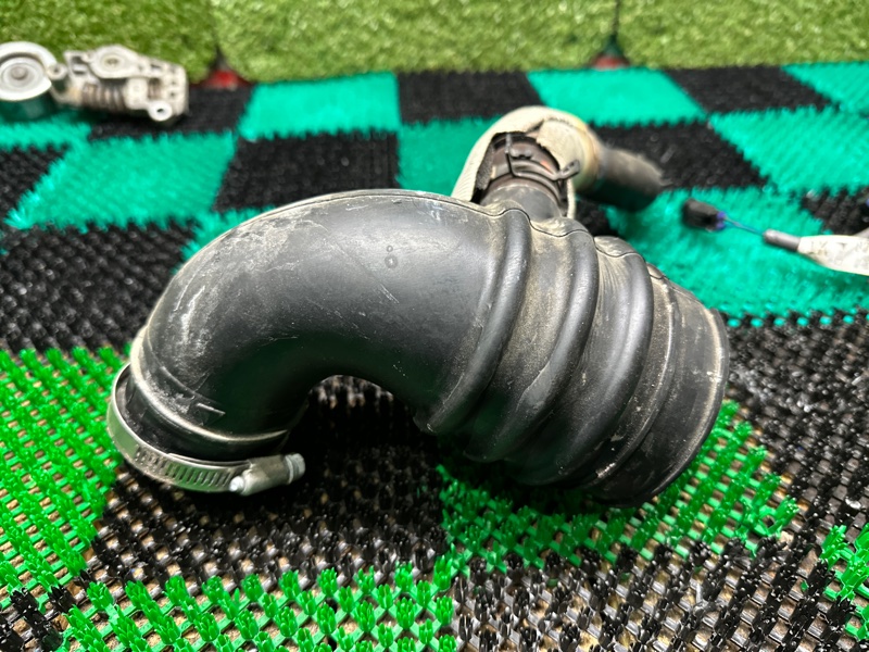 Патрубок впускной системы, 2000 рублей, Москва