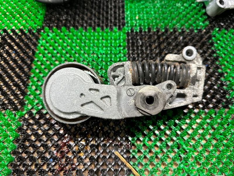 Натяжитель ремня кондиционера, 3000 рублей, Москва