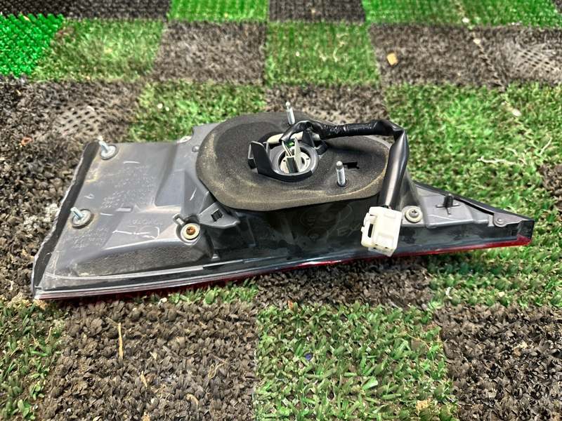 Фонарь в крышку багажника, 5000 рублей, Москва