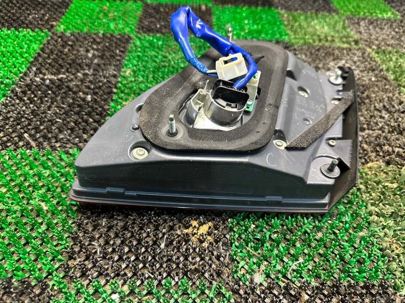 Фонарь в крышку багажника, 5000 рублей, Москва