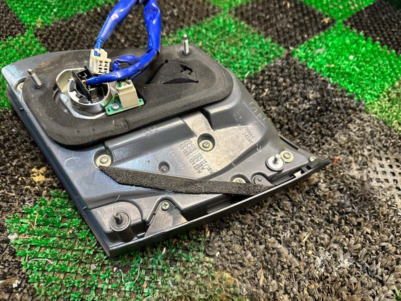 Фонарь в крышку багажника, 5000 рублей, Москва