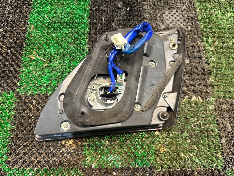 Фонарь в крышку багажника, 5000 рублей, Москва