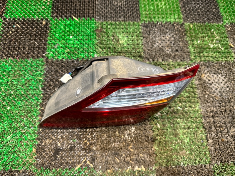 Фонарь в крышку багажника, 5000 рублей, Москва