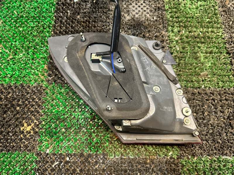 Фонарь в крышку багажника, 5000 рублей, Москва