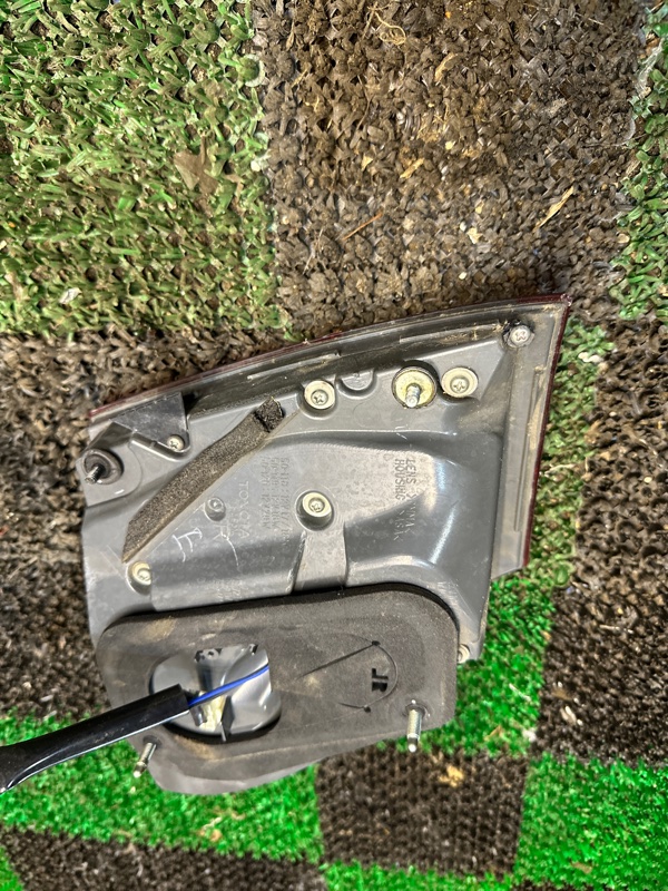 Фонарь в крышку багажника, 5000 рублей, Москва