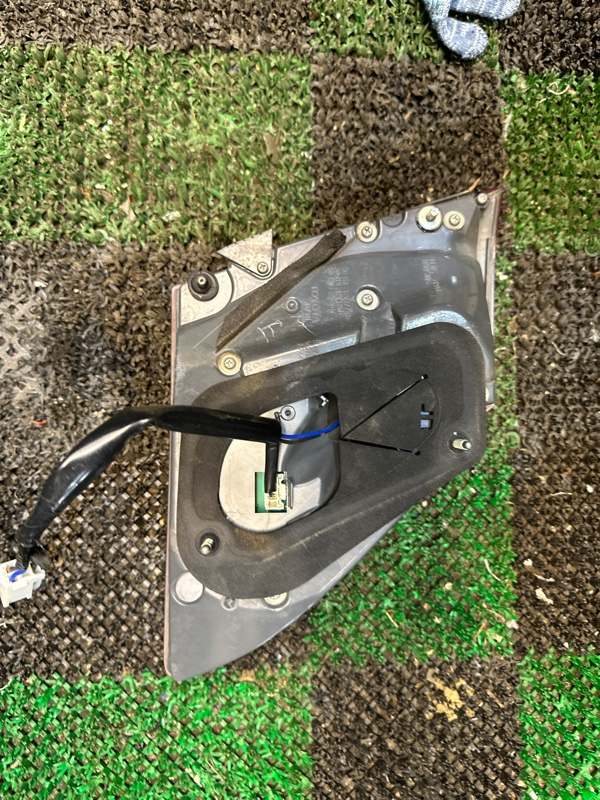 Фонарь в крышку багажника, 5000 рублей, Москва