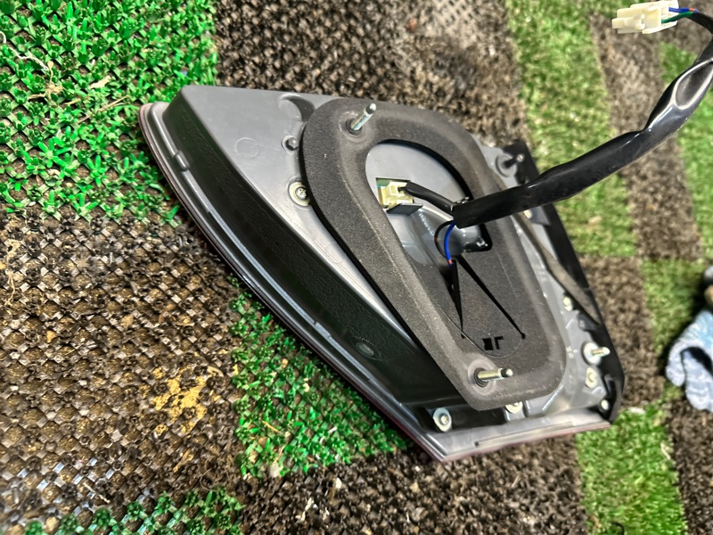 Фонарь в крышку багажника, 5000 рублей, Москва