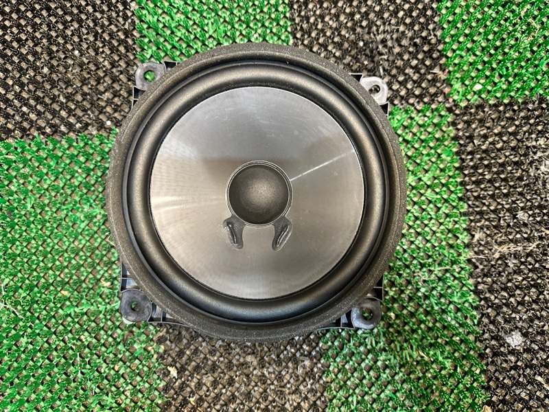 Динамик, 2000 рублей, Москва