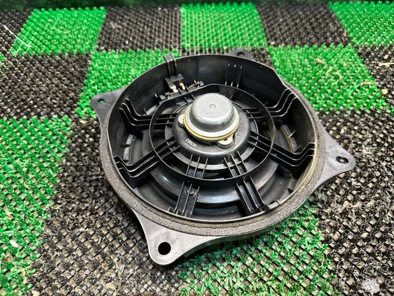 Динамик, 2000 рублей, Москва