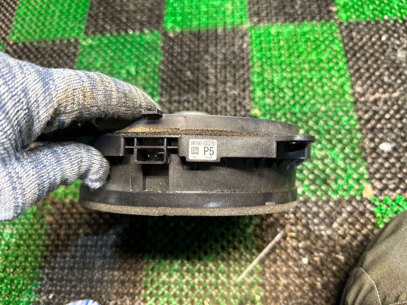 Динамик, 2000 рублей, Москва