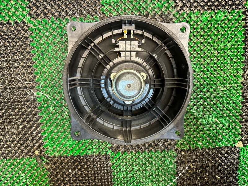 Динамик, 2000 рублей, Москва