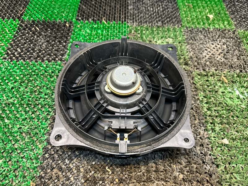 Динамик, 2000 рублей, Москва