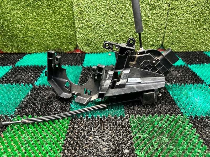 Замок боковой двери, 3000 рублей, Москва