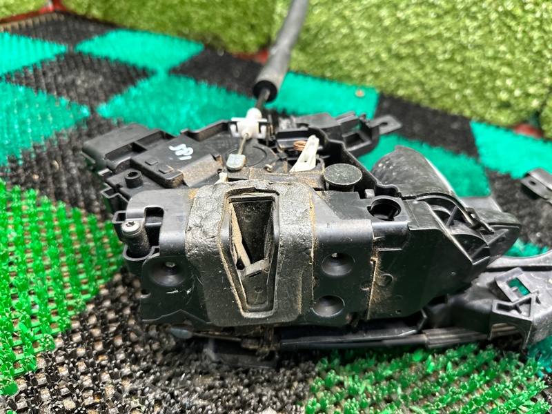 Замок боковой двери, 3000 рублей, Москва