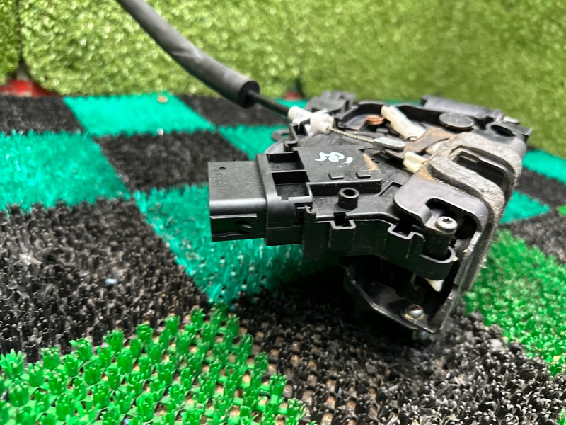 Замок боковой двери, 3000 рублей, Москва