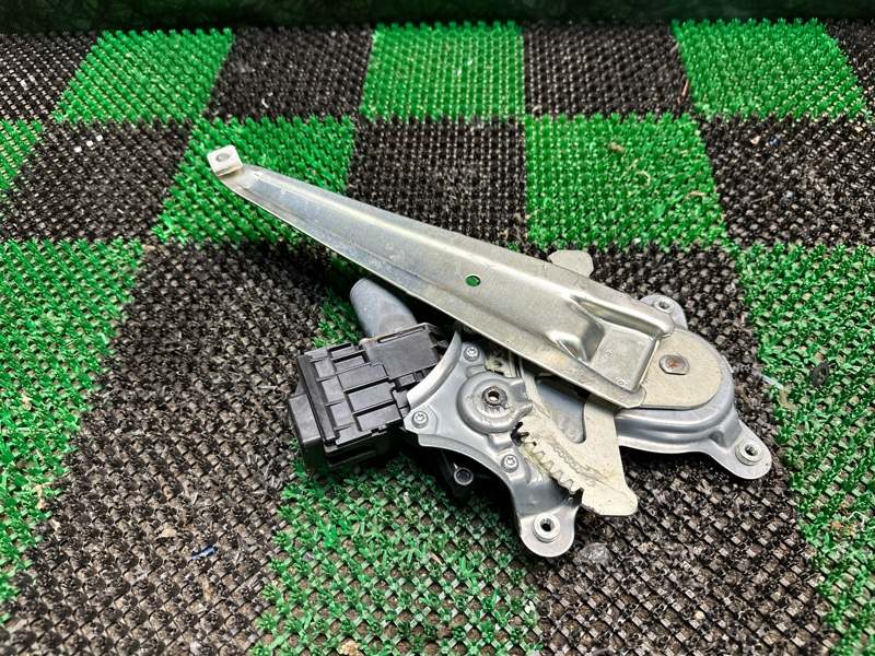 Стеклоподъемник, 5000 рублей, Москва