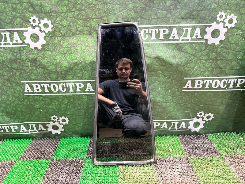 Форточка двери, 2000 рублей, Москва