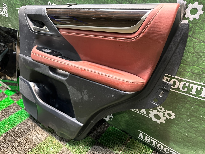 Обшивка боковой двери, 15000 рублей, Москва