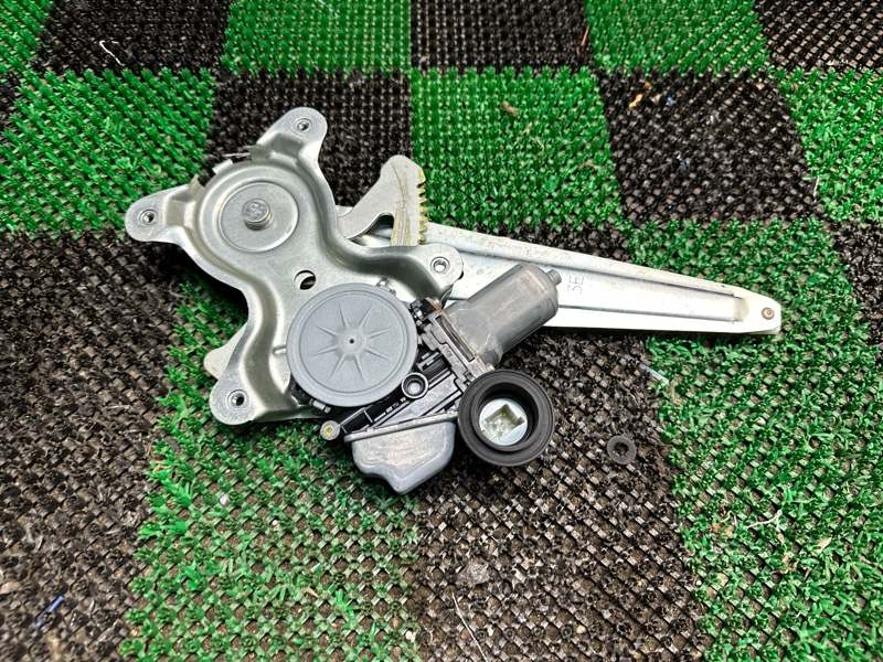 Стеклоподъемник, 5000 рублей, Москва