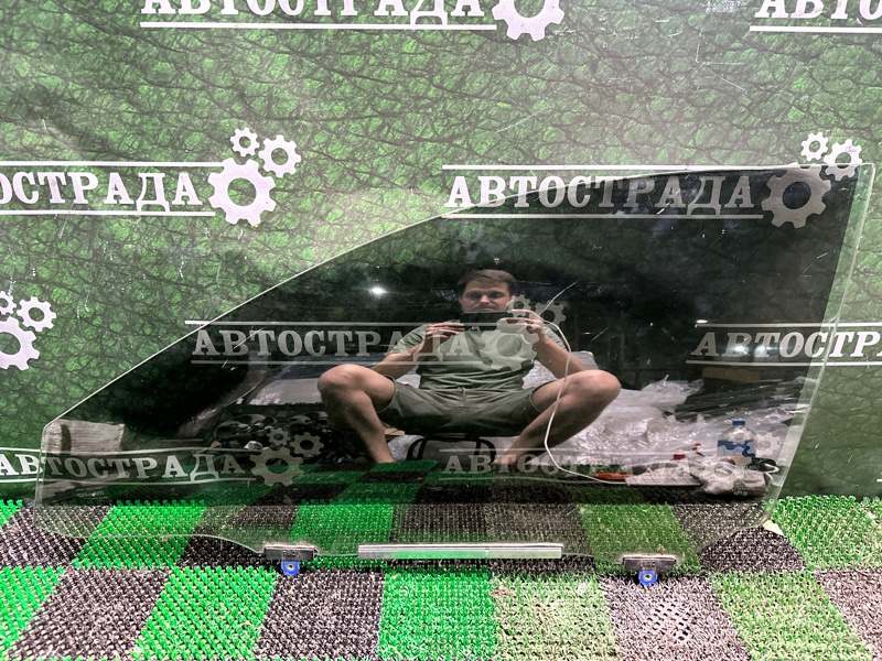 Стекло двери, 10000 рублей, Москва