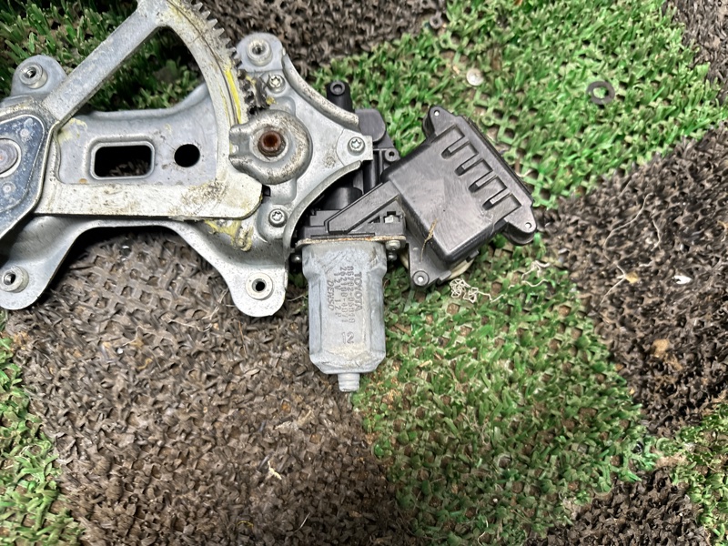 Стеклоподъемник, 3000 рублей, Москва