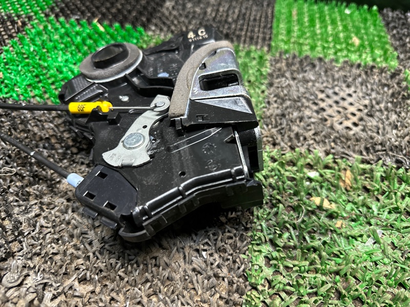 Замок боковой двери, 3000 рублей, Москва