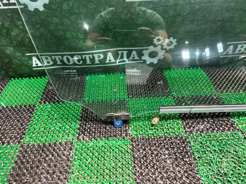 Стекло двери, 10000 рублей, Москва